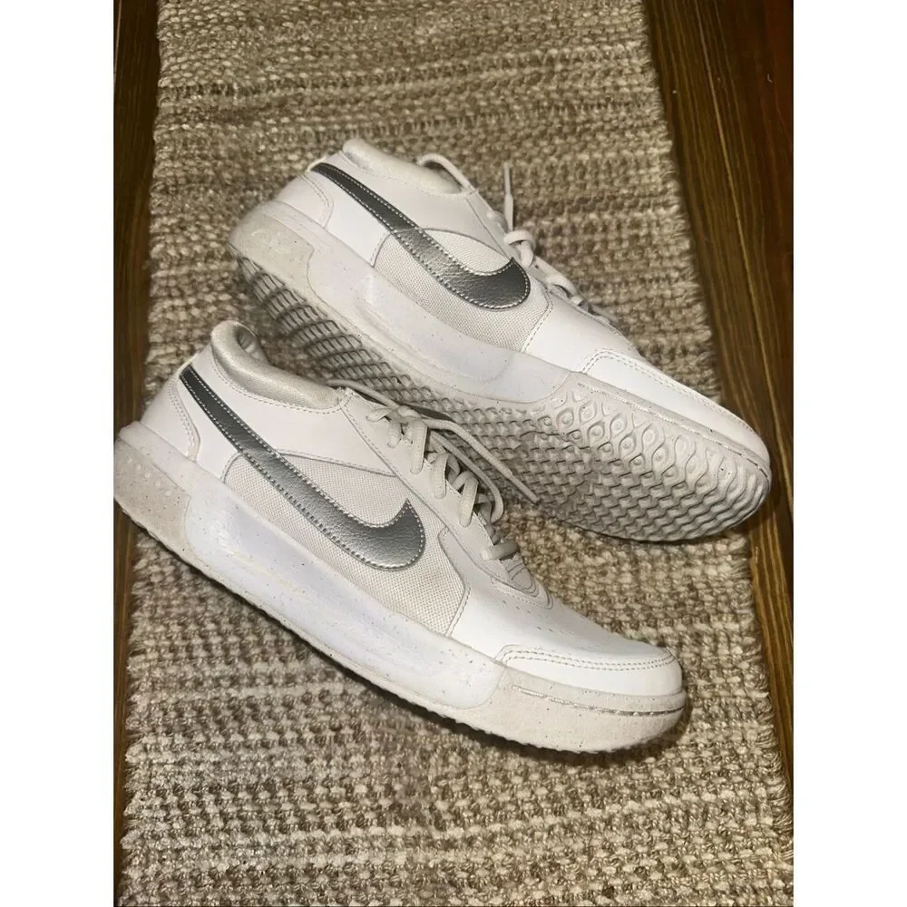 NIKE ZOOM COURT LITE 3 TENNIS SHOES SNEAKERS WOMENS SZ 10 DH1042 101 WHITE